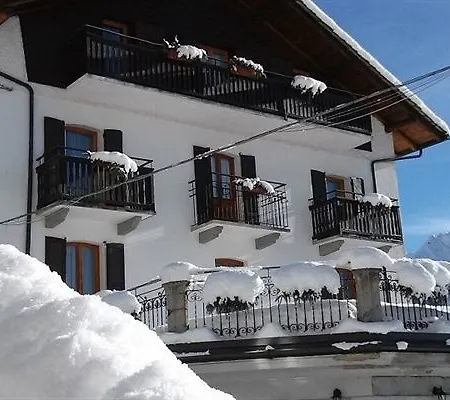 Roseg Hotel 3*